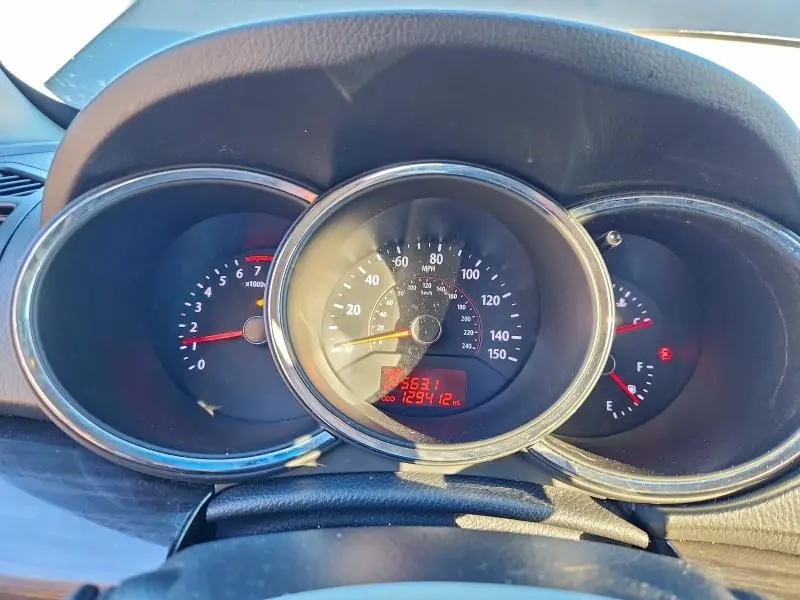 2012 KIA SORENTO BASE  