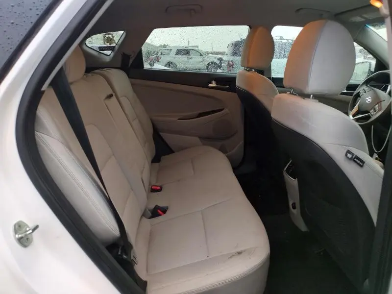 2020 HYUNDAI TUCSON SEL  