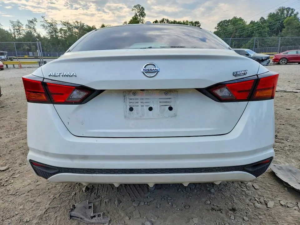 2019 NISSAN ALTIMA S  