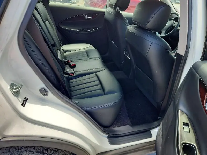 2017 INFINITI QX50 BASE  