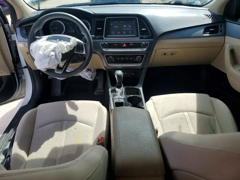 2019 HYUNDAI SONATA SE  