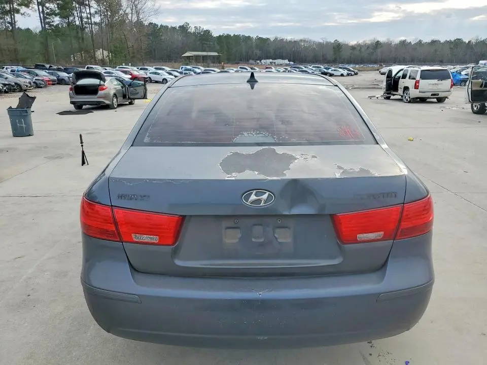 2010 HYUNDAI SONATA GLS  