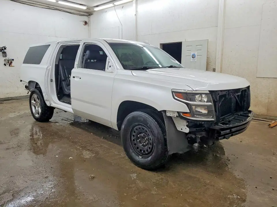 2016 CHEVROLET SUBURBAN C1500 LT  