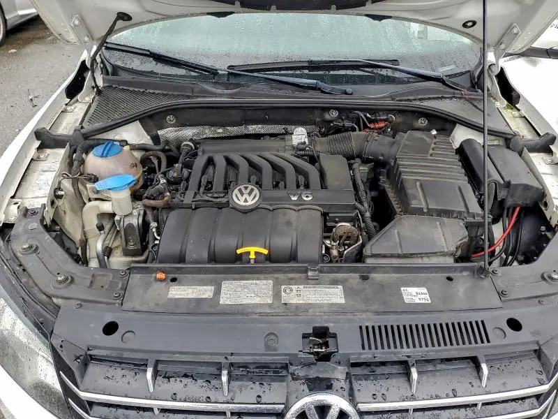 2012 VOLKSWAGEN PASSAT SEL  