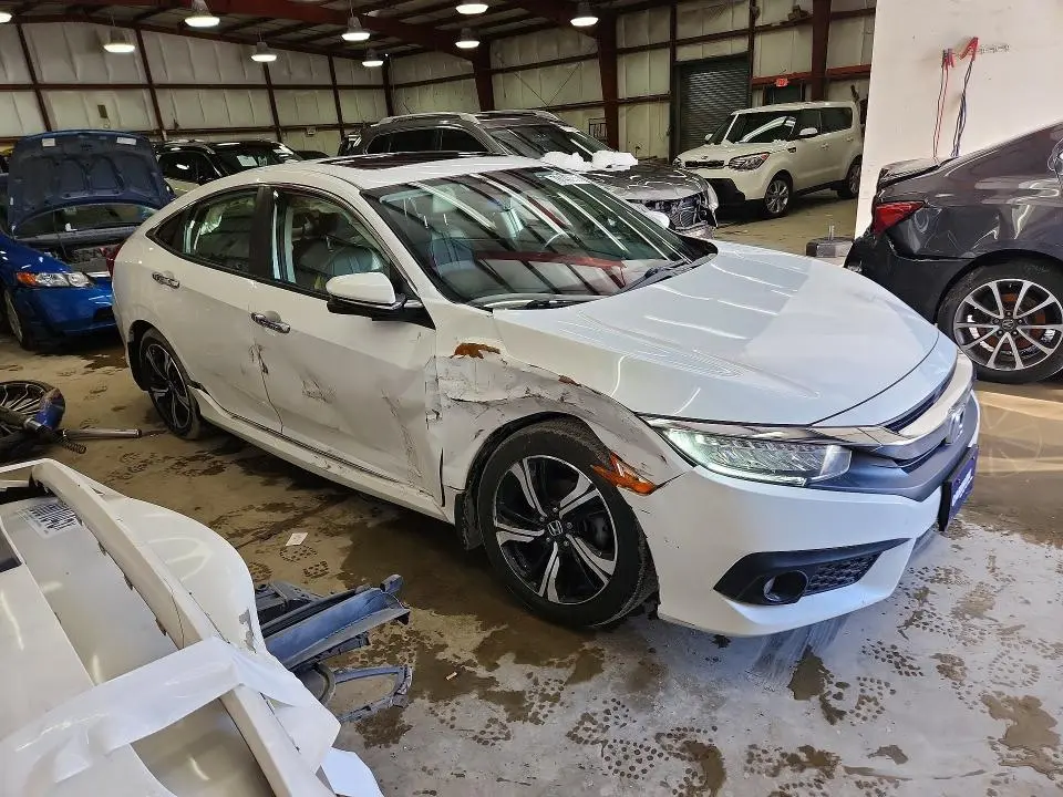 2018 HONDA CIVIC TOURING  