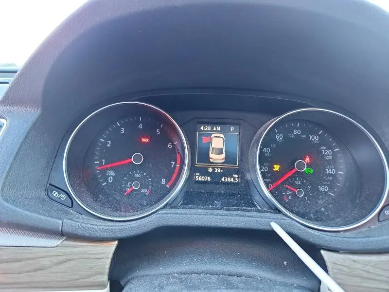 2017 VOLKSWAGEN PASSAT SE  