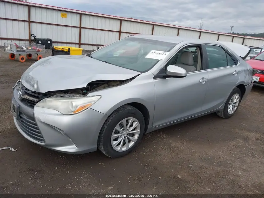 2016 TOYOTA CAMRY LE
