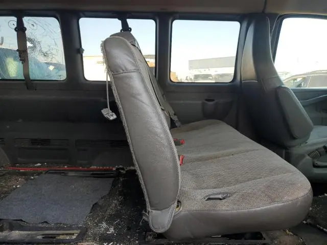 2017 CHEVROLET EXPRESS G3500 LT  