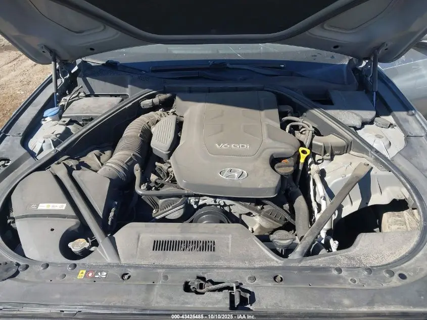 2015 HYUNDAI GENESIS 3.8