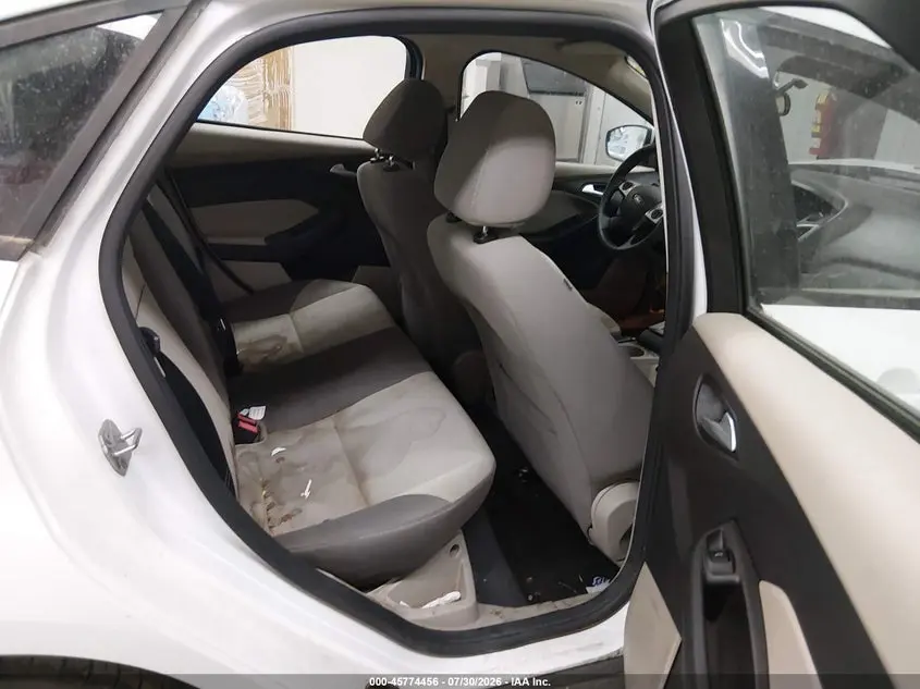 2014 FORD FOCUS SE