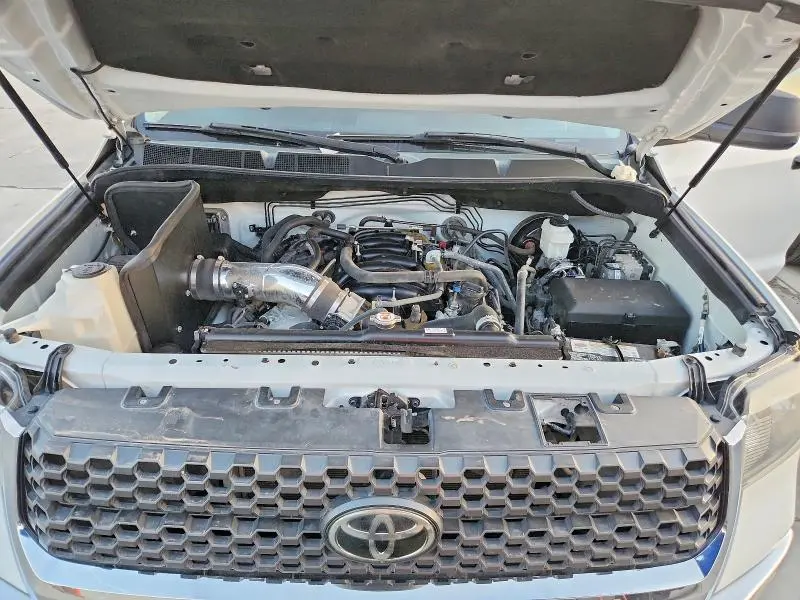 2021 TOYOTA TUNDRA CREWMAX SR5  