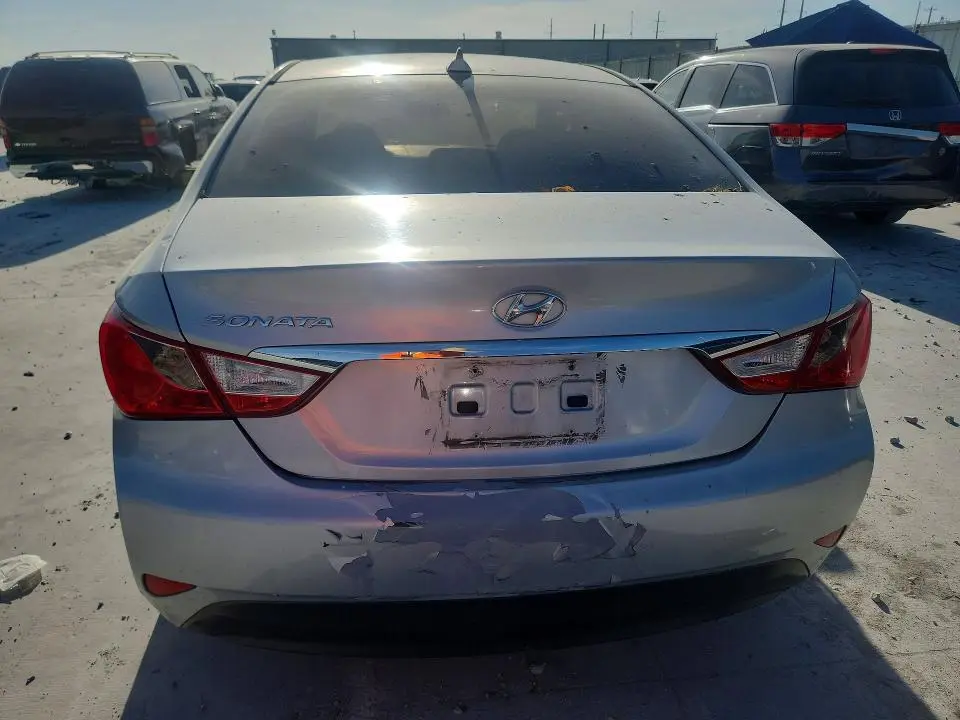 2014 HYUNDAI SONATA GLS  