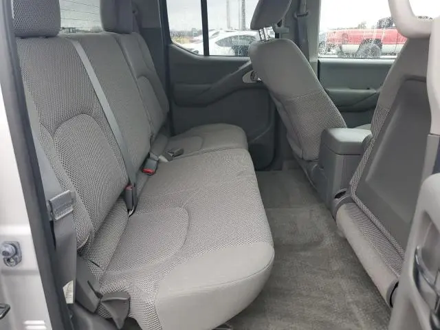 2013 NISSAN FRONTIER S  