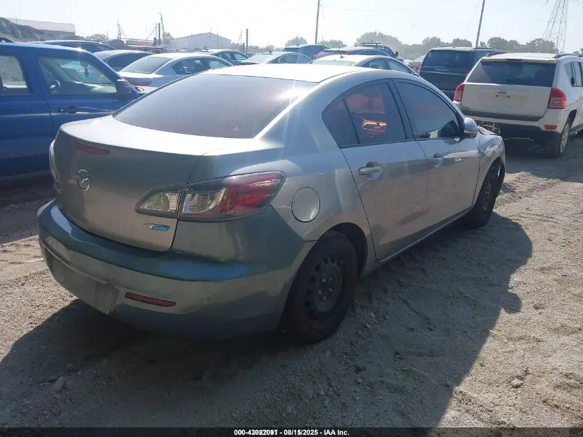 2013 MAZDA MAZDA3 I SPORT