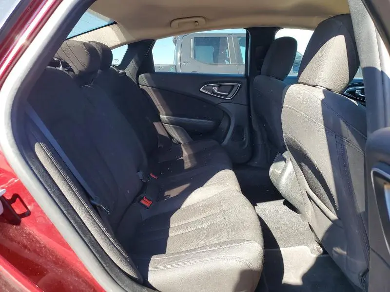 2016 CHRYSLER 200 LIMITED  