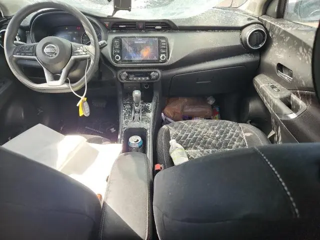 2021 NISSAN KICKS SV  