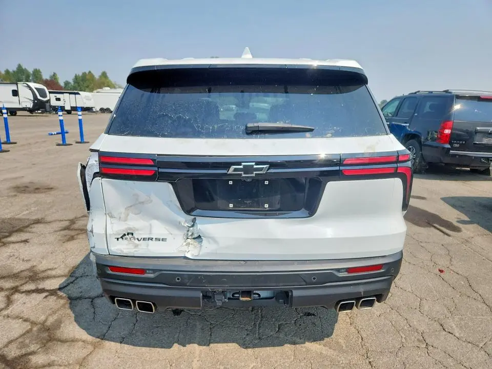2024 CHEVROLET TRAVERSE LS  