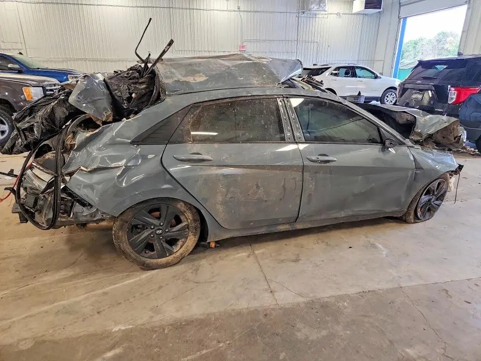 2021 HYUNDAI ELANTRA   
