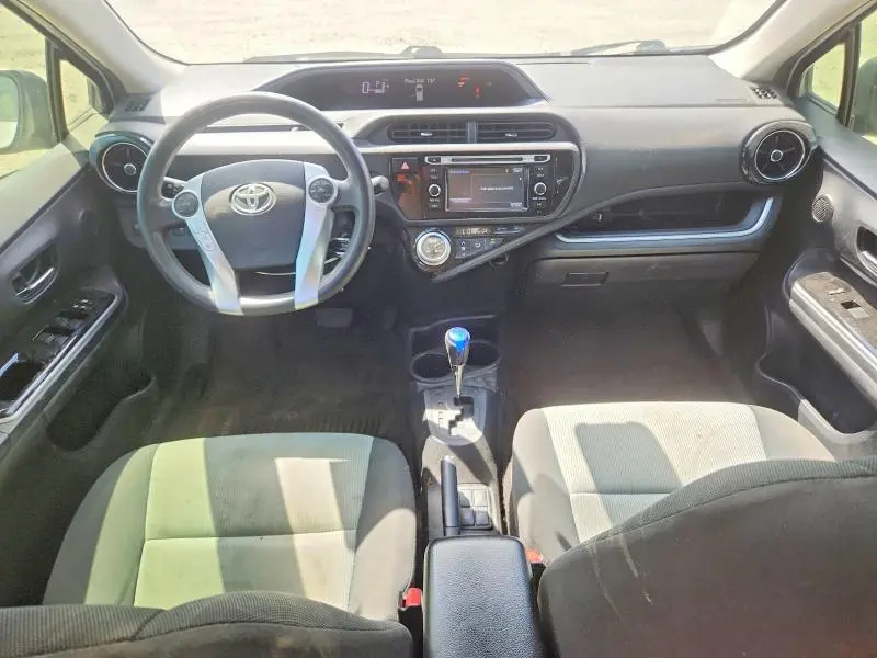 2017 TOYOTA PRIUS C TWO  