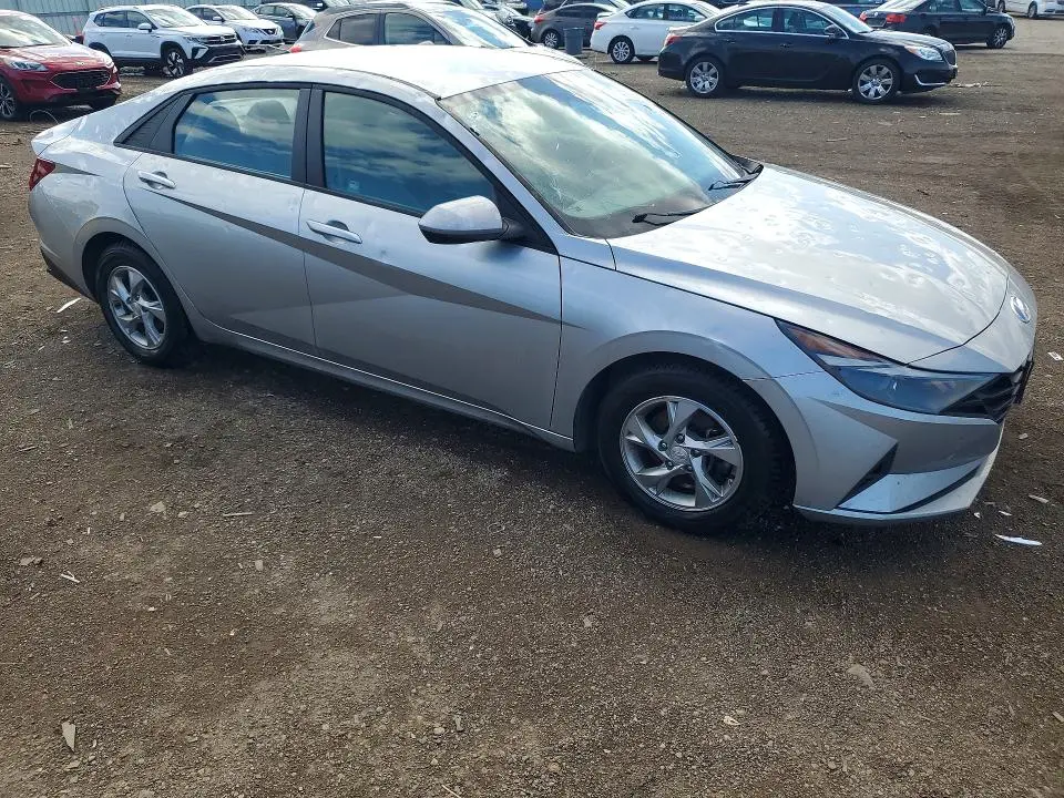 2021 HYUNDAI ELANTRA SE  