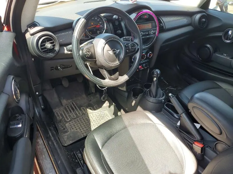 2015 MINI COOPER   