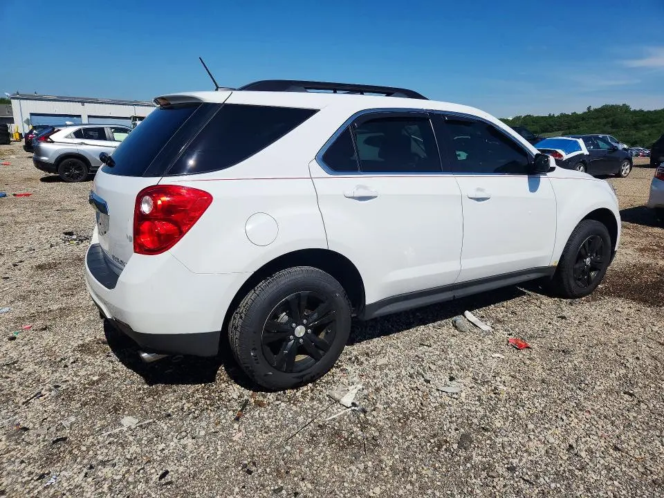 2015 CHEVROLET EQUINOX LT  