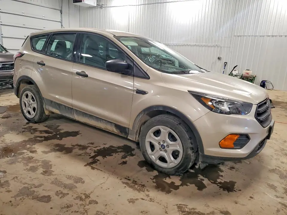 2018 FORD ESCAPE S  