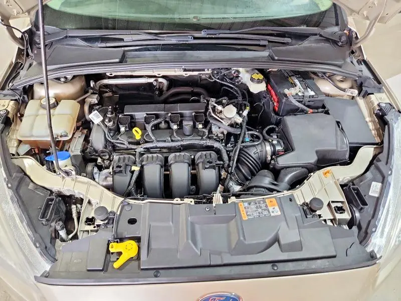 2017 FORD FOCUS SE  