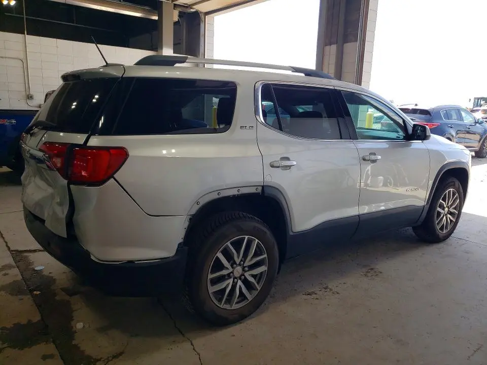 2017 GMC ACADIA SLE  