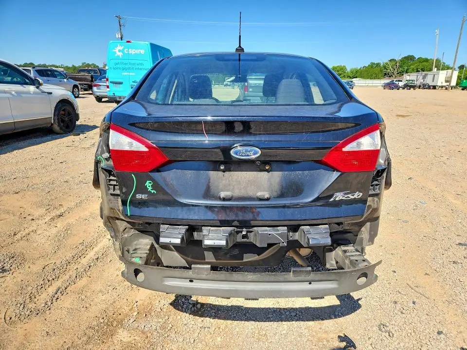 2018 FORD FIESTA SE  