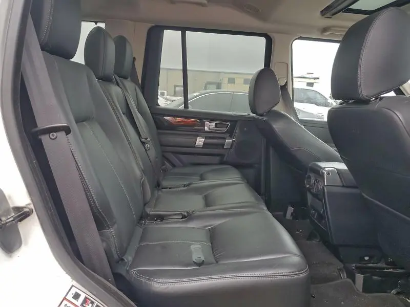 2016 LAND ROVER LR4 HSE LUXURY  