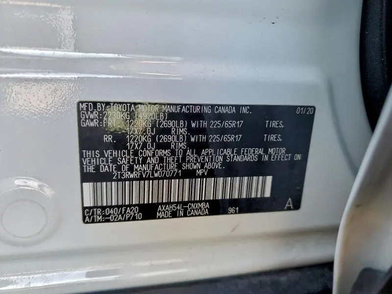 2020 TOYOTA RAV4 XLE  