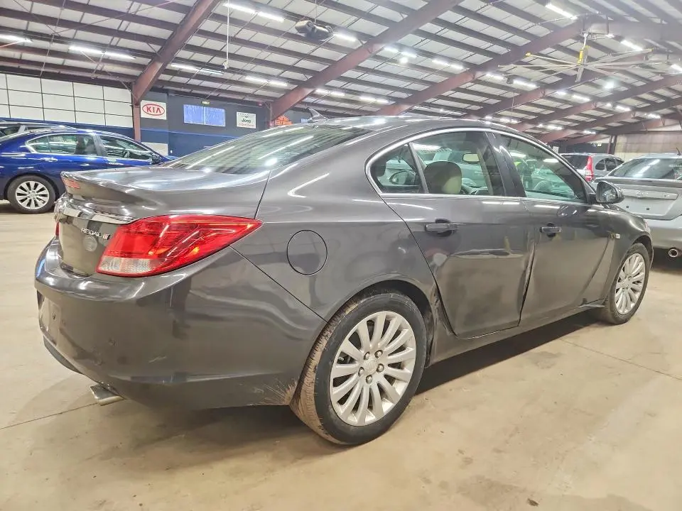2011 BUICK REGAL CXL  
