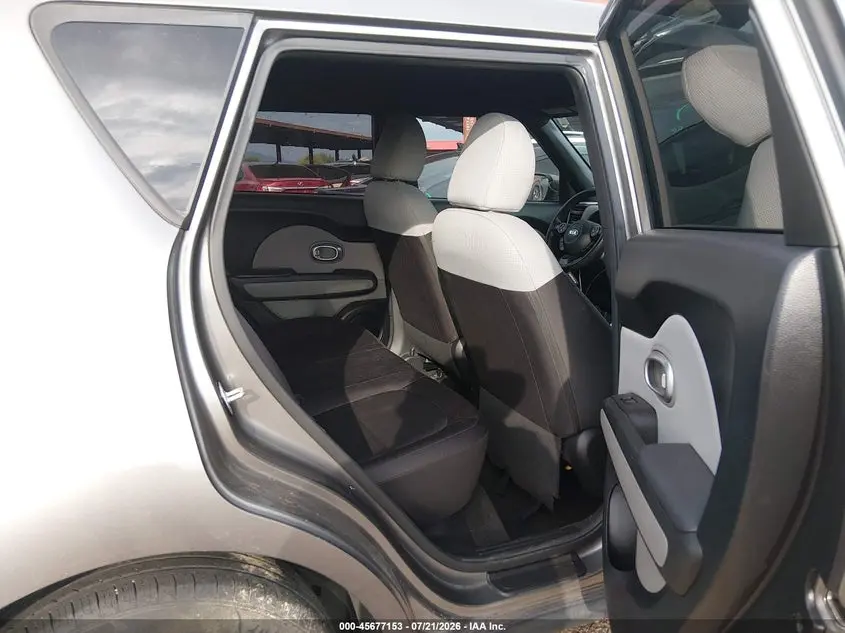 2016 KIA SOUL  