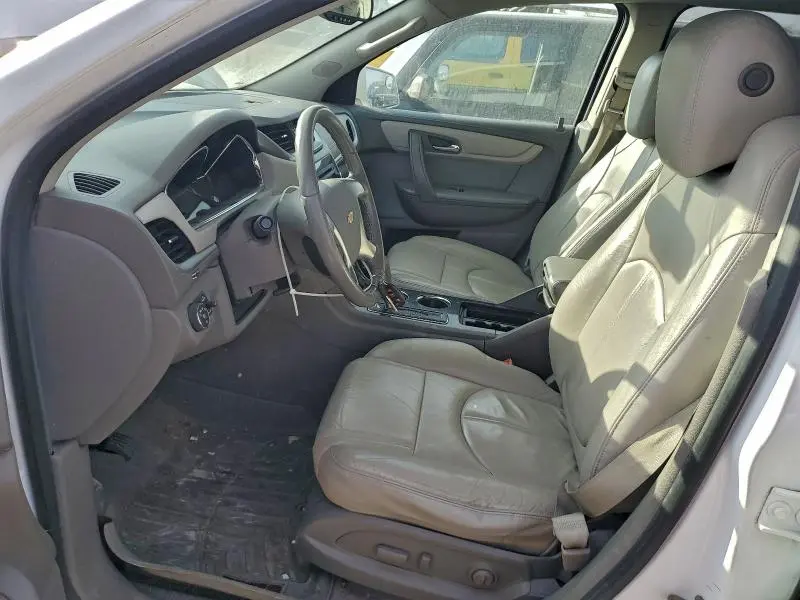 2016 CHEVROLET TRAVERSE LT  