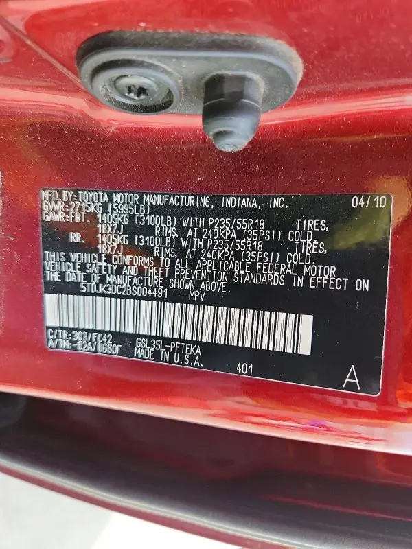 2011 TOYOTA SIENNA LE  