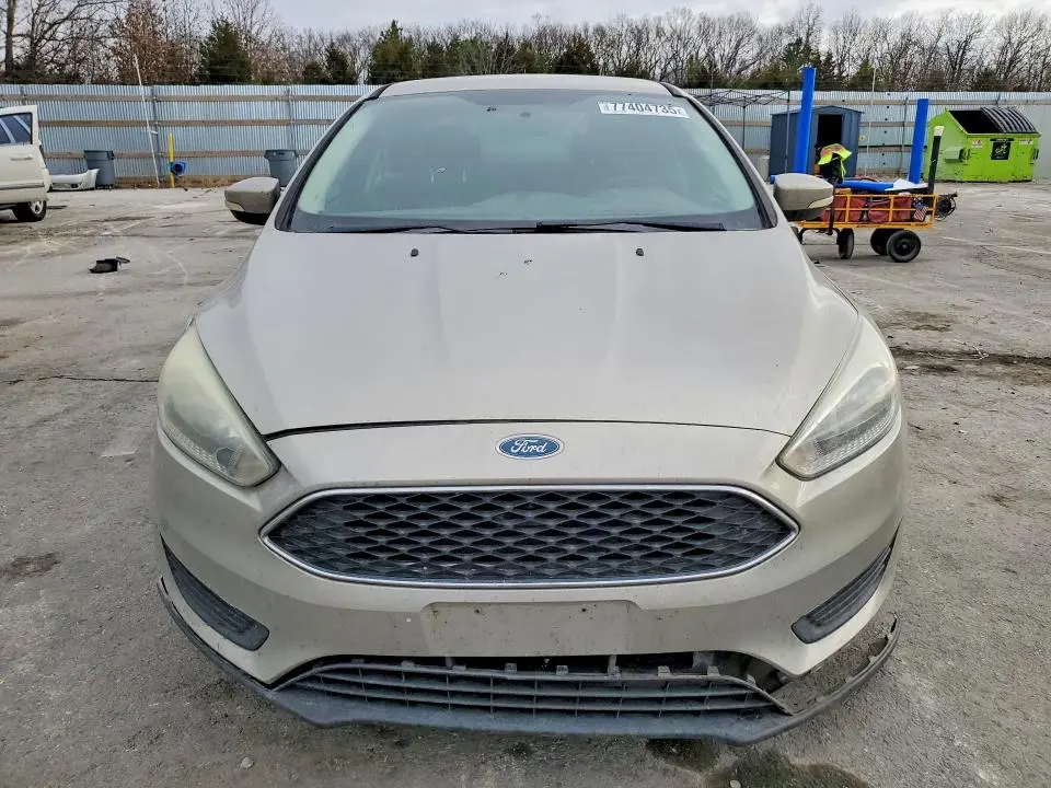 2015 FORD FOCUS SE  