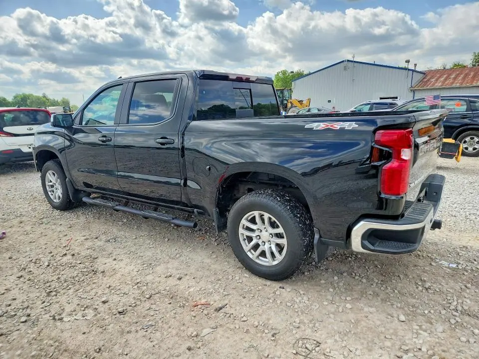 2021 CHEVROLET SILVERADO K1500 LT  