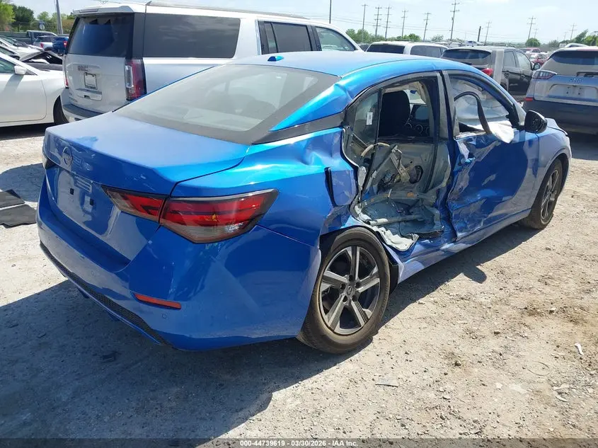 2025 NISSAN SENTRA SV