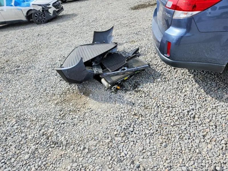 2013 SUBARU OUTBACK 2.5I  