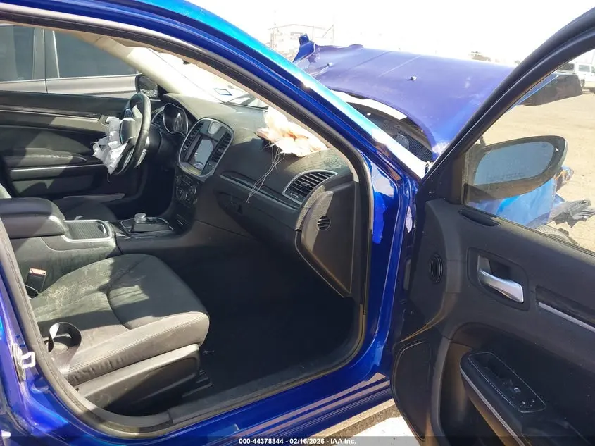 2019 CHRYSLER 300 TOURING