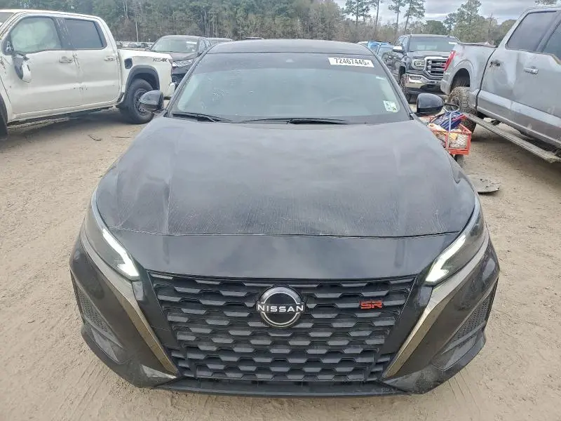 2023 NISSAN ALTIMA SR  
