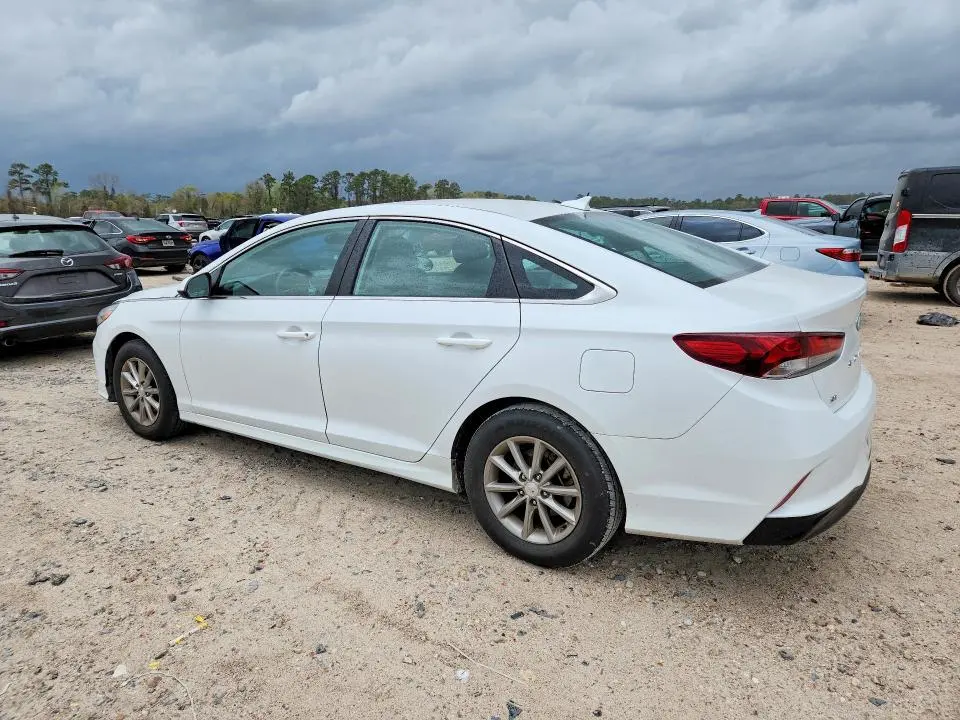 2019 HYUNDAI SONATA SE  
