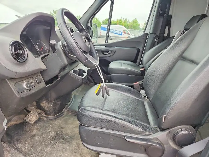 2025 MERCEDES-BENZ SPRINTER 2500  