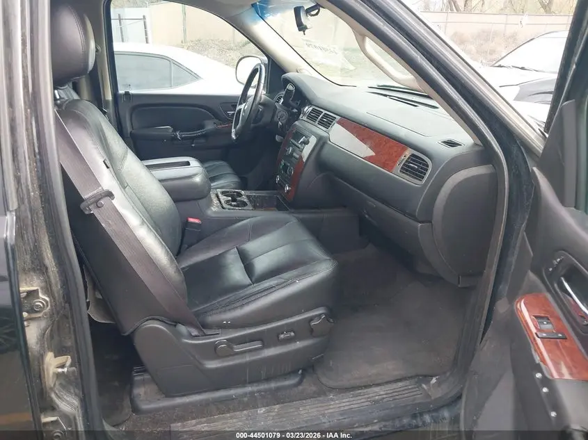 2012 CHEVROLET SUBURBAN 1500 LT