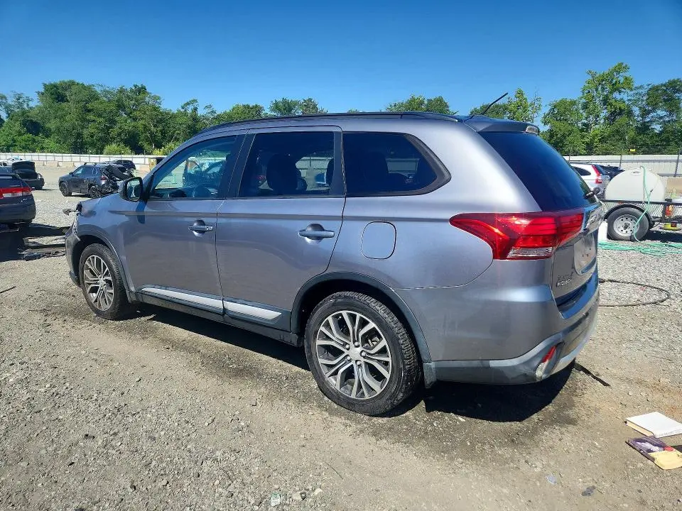 2016 MITSUBISHI OUTLANDER SE  