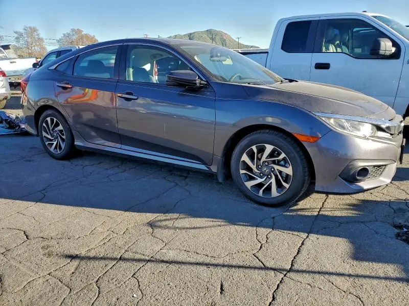 2018 HONDA CIVIC EX  