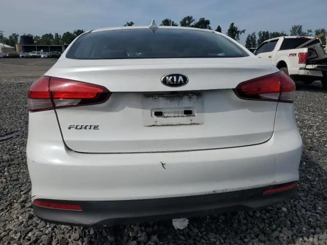2017 KIA FORTE LX  
