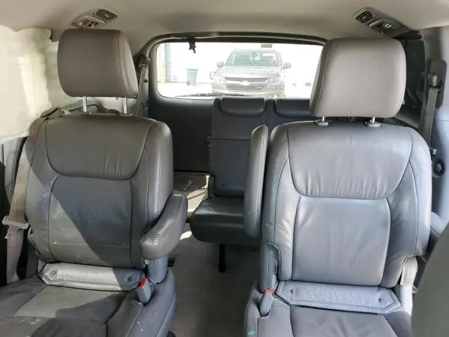 2010 TOYOTA SIENNA XLE  