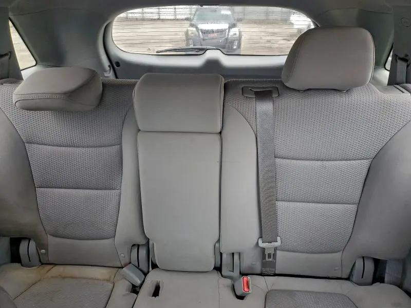 2011 KIA SORENTO BASE  